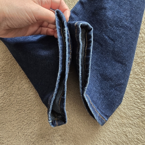 Levi's Ribcage Straight Ankle dark wash distressed jeans size 28 - Picture 10 of 15